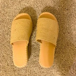 Spadrilles sandals. Confortable slides.